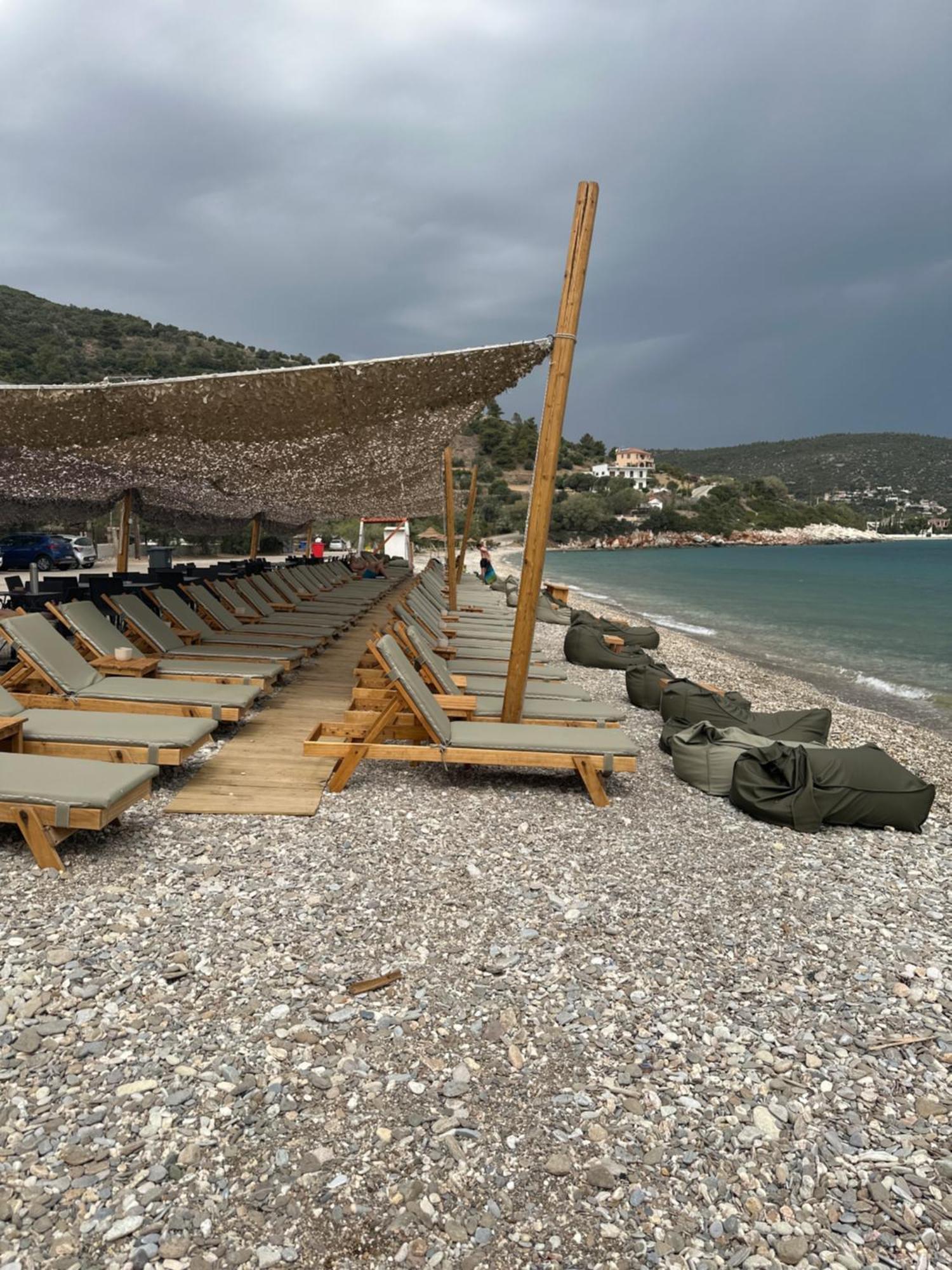 فيلا Eratous Seaside House Agii Dimitrios ke Panteleimon المظهر الخارجي الصورة