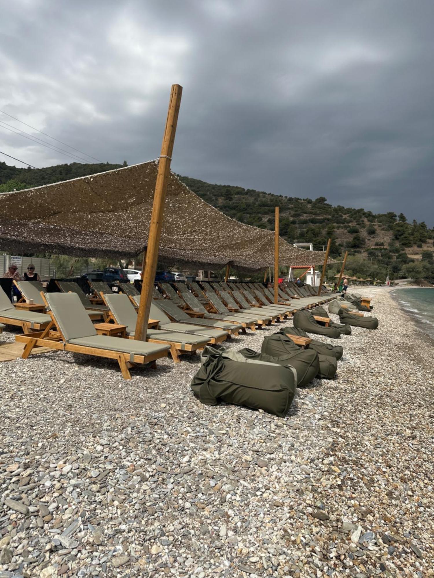فيلا Eratous Seaside House Agii Dimitrios ke Panteleimon المظهر الخارجي الصورة